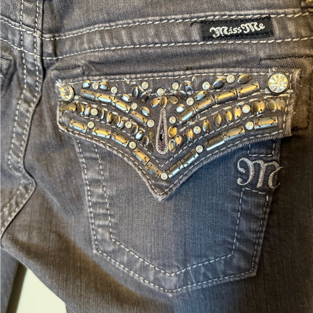Like New Miss Me Charcoal Skinny Jeans w button flap embellished pockets - 26